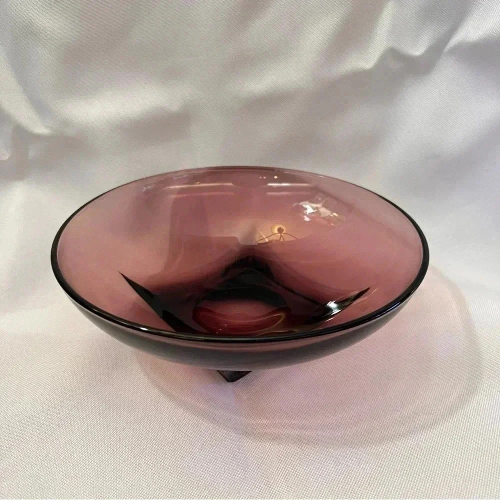 GORGEOUS Vintage Set of 6 Square Base Amethyst Purple Glass Salad Bowls - Picture 2 of 5